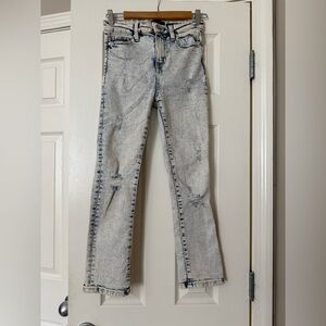 Stylish Acid Wash Women Jeans Brand: Kendall + Kylie